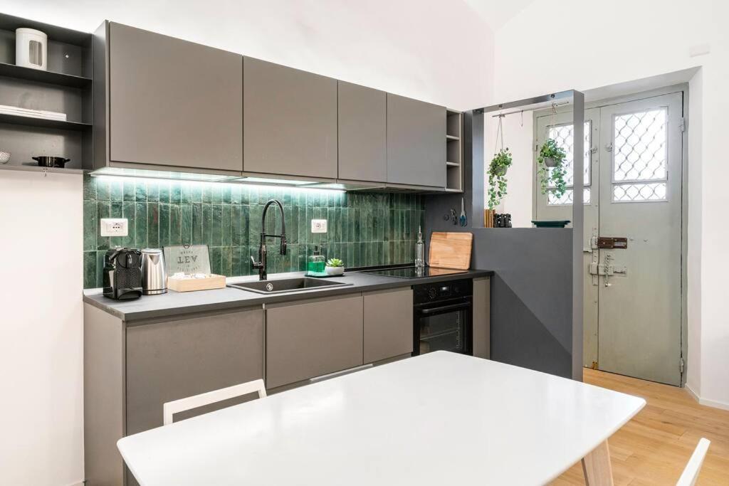 Modern Loft Trastevere Рим Экстерьер фото